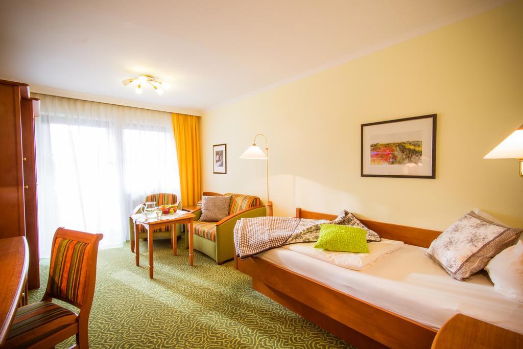 Hotel Konradshof Бад-Грісбах Екстер'єр фото